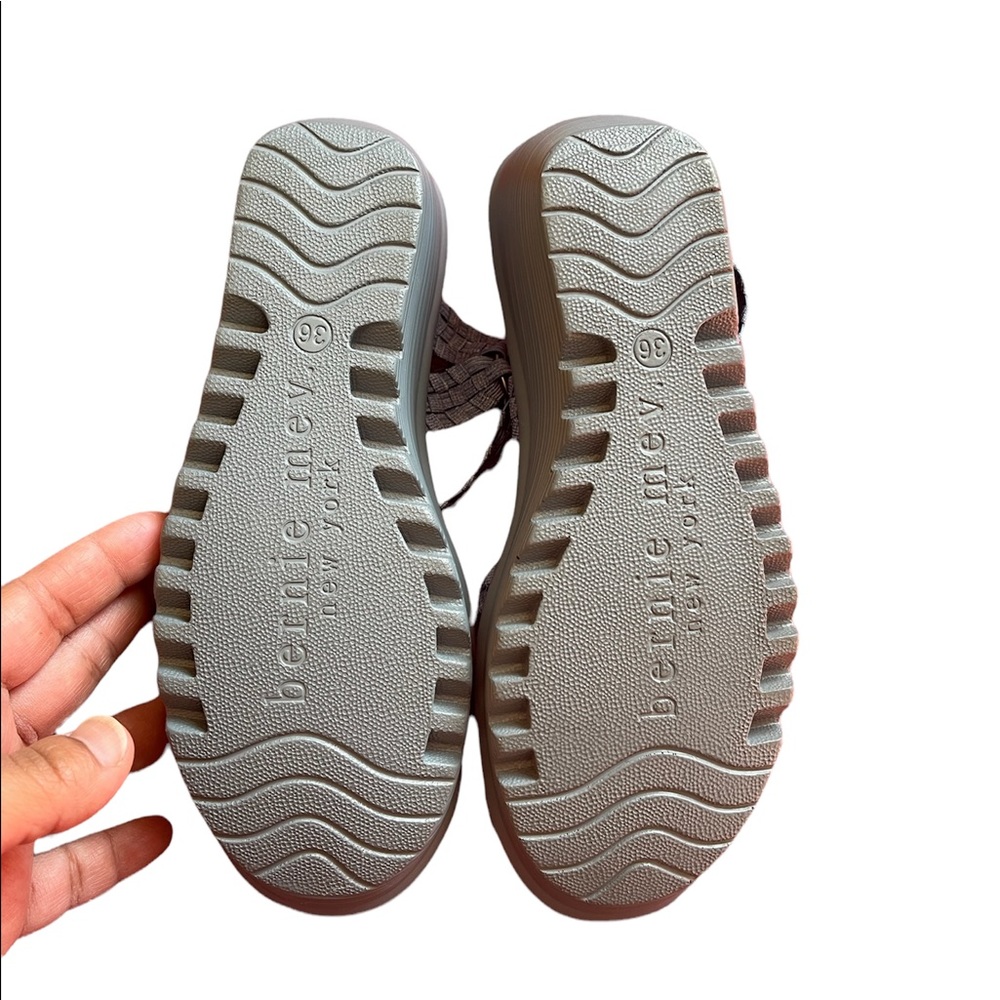 Bernie Mev Sandals - Picture 5 of 5